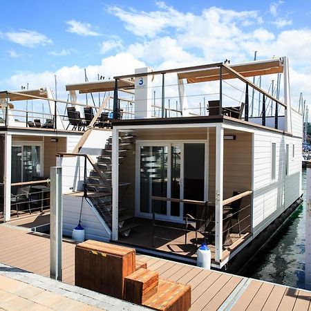 Floating House Sea Queen Portoroz Bagian luar foto