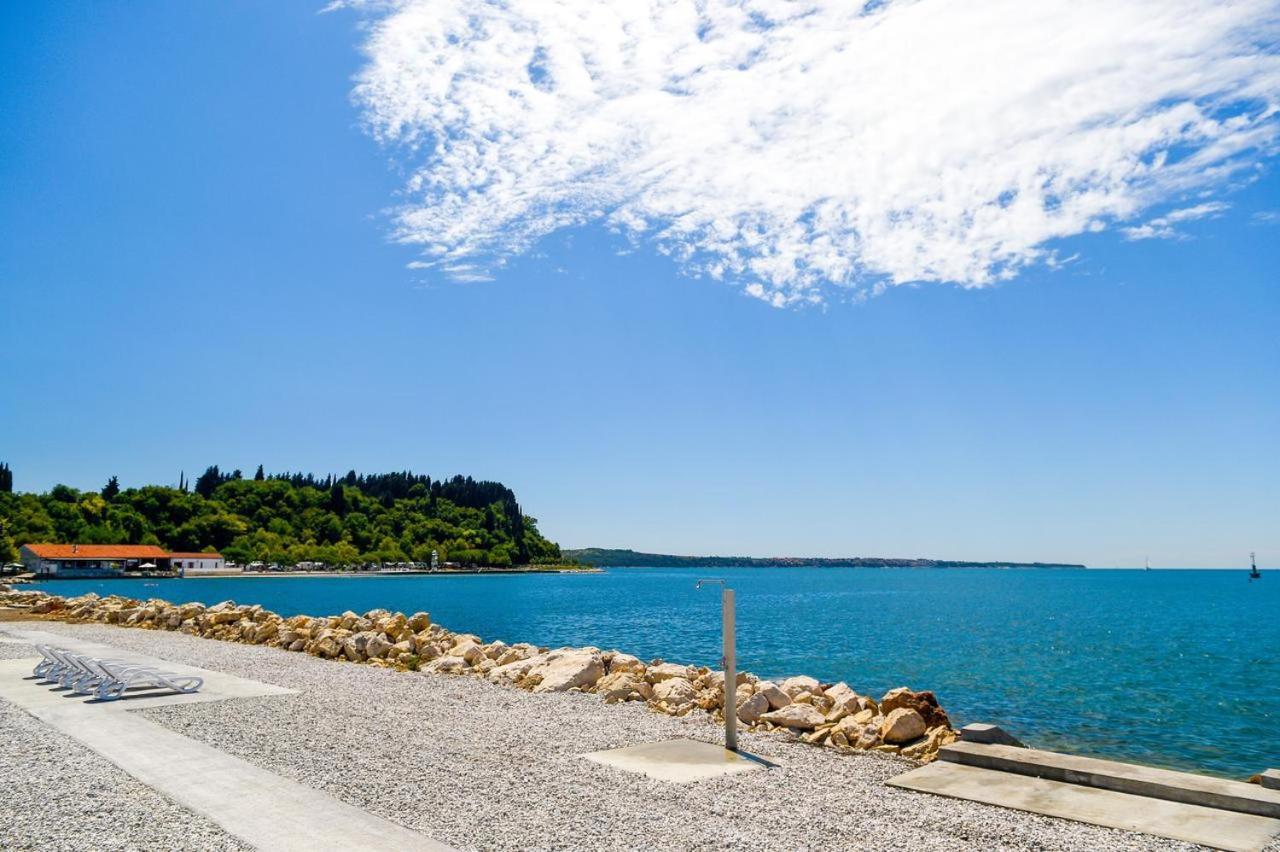 Floating House Sea Queen Portoroz Bagian luar foto