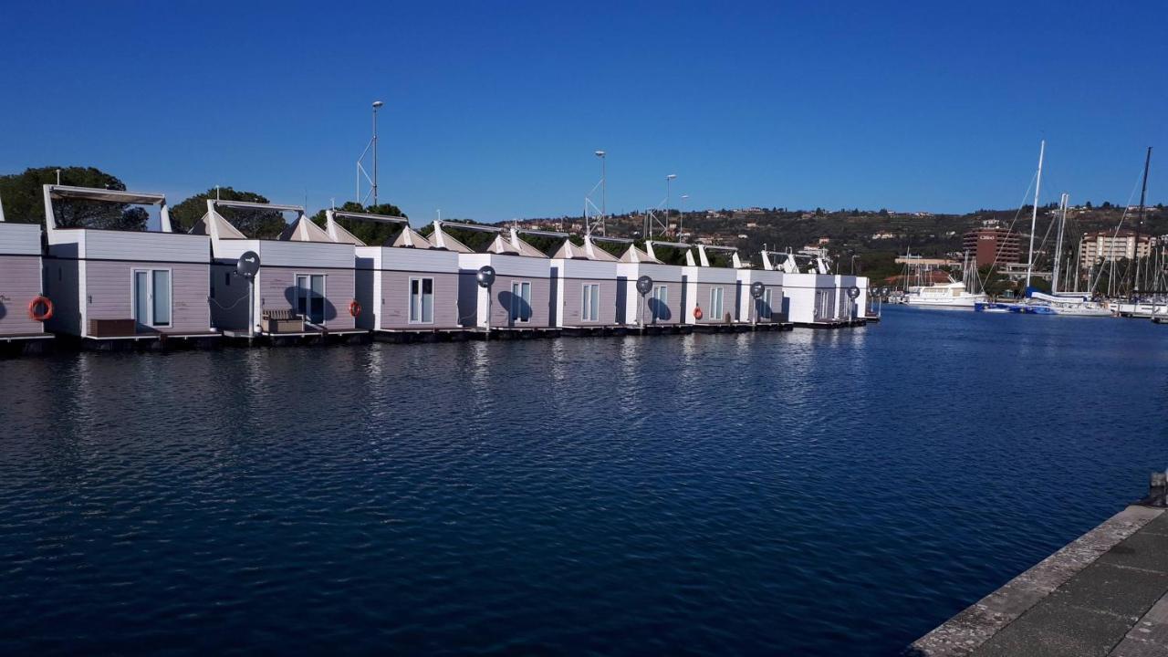 Floating House Sea Queen Portoroz Bagian luar foto